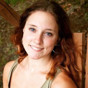 Meet your Posher, Alexis